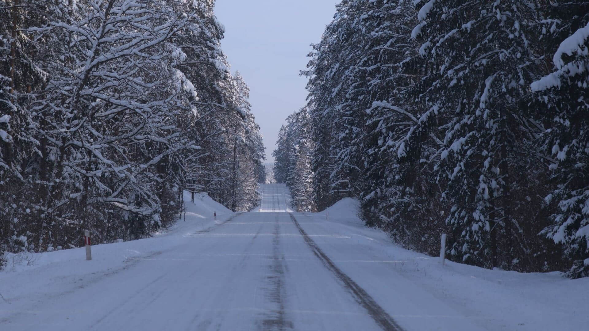Trudne warunki są na drogach w Podlaskiem