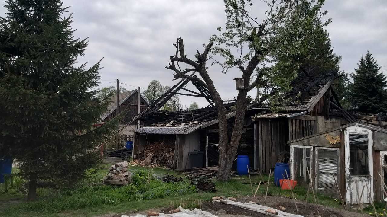 Ogromny pożar w Sokółce - spłonęły dwa budynki [wideo]