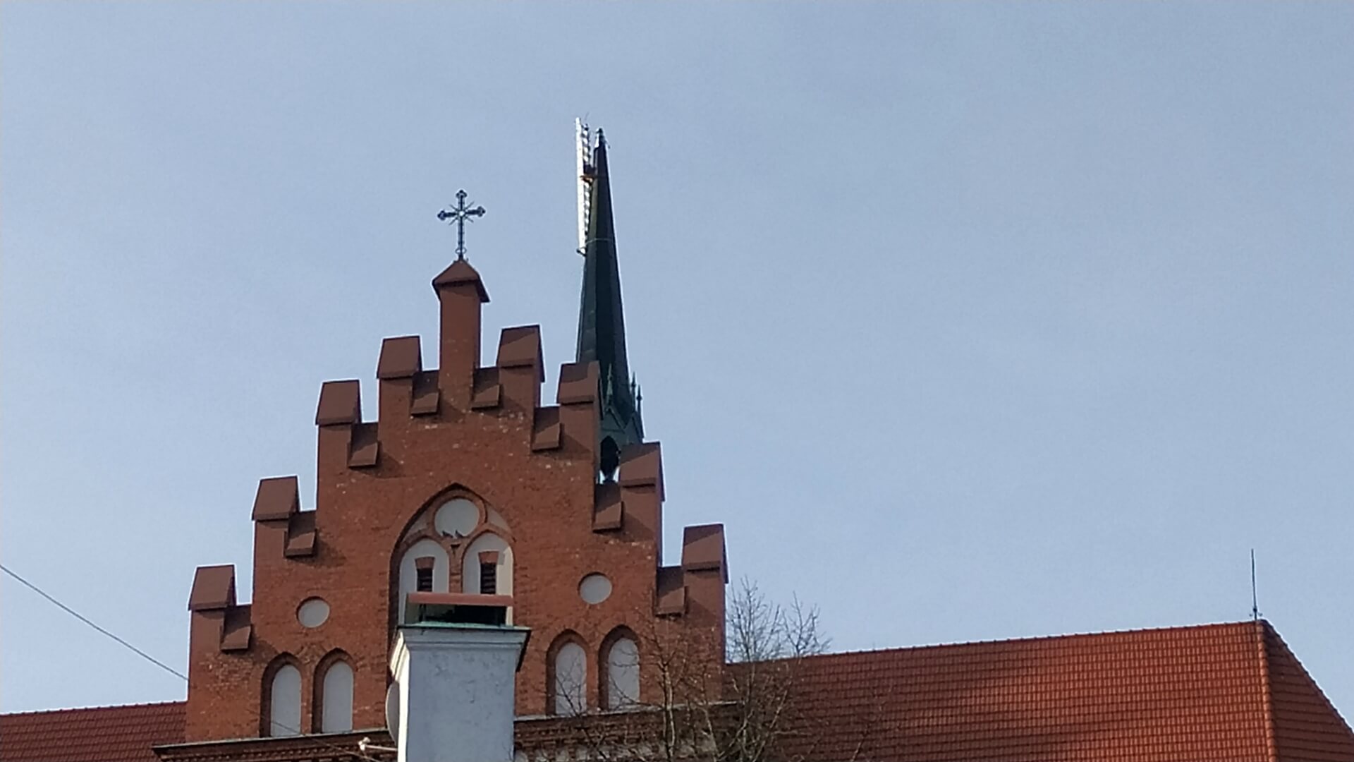 60 tys. zł z budżetu Białegostoku na naprawę sygnaturki z krzyżem z dachu katedry