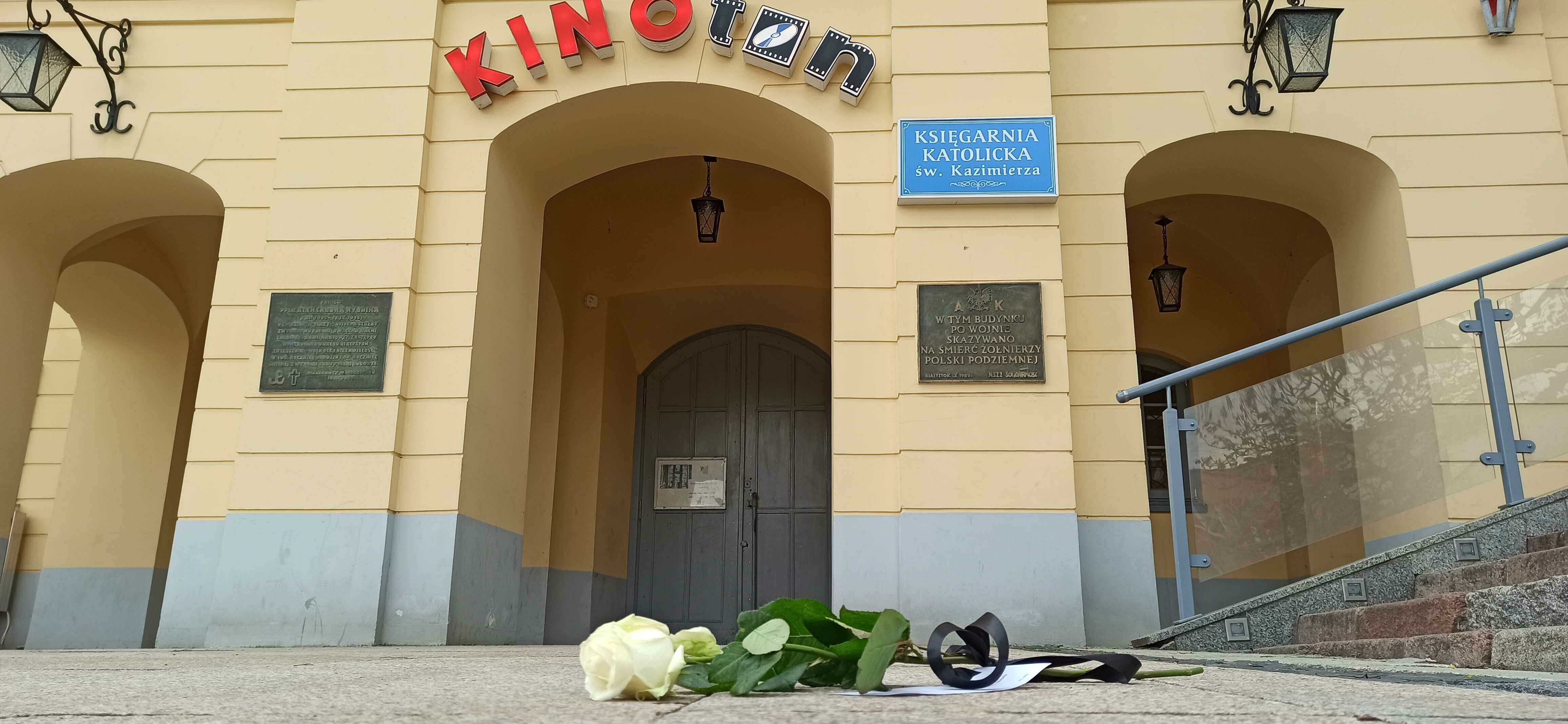 W Święto Pracy młodzież przypomina o zbrodniach partii komunistycznej