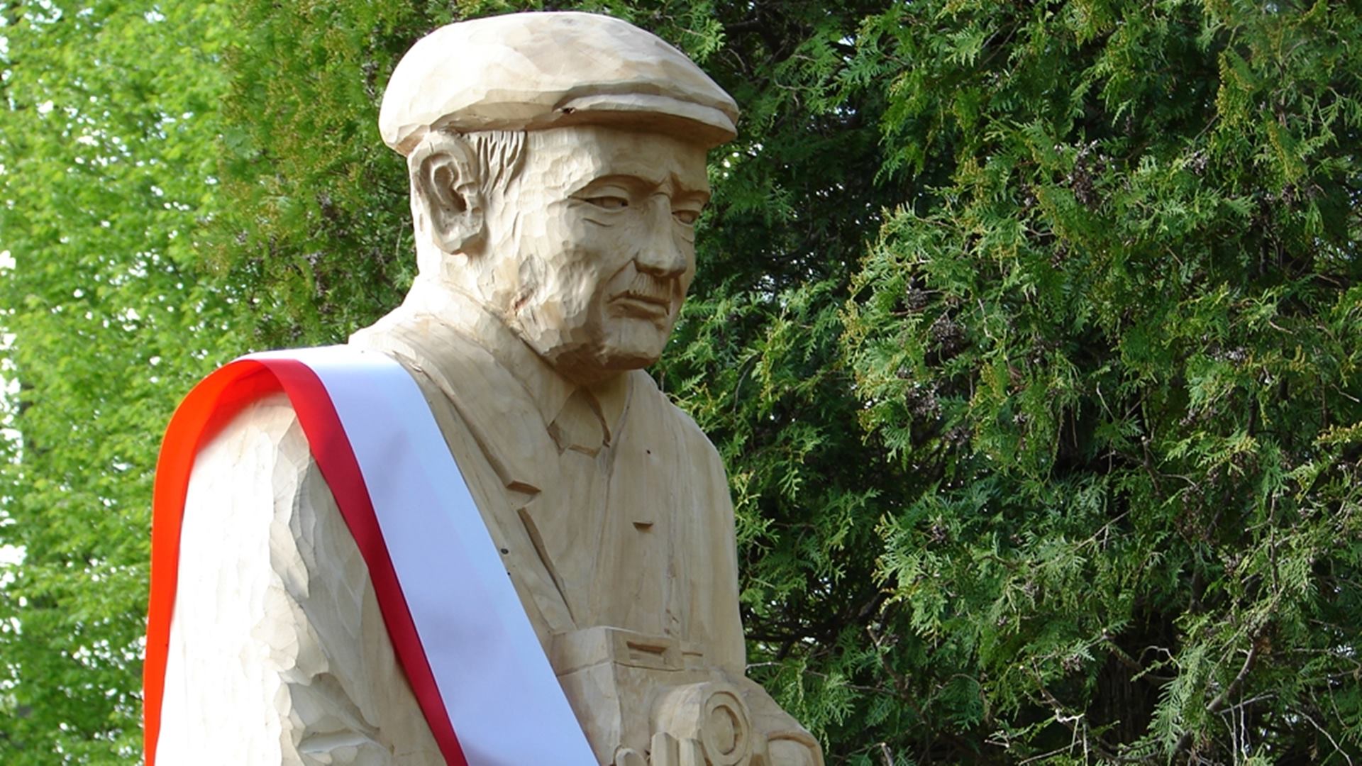 Patroni w 2025 r.: W Podlaskiem - etnograf Adam Chętnik, w Białymstoku - poeta Franciszek Karpiński i mecenas sportu płk Mikołaj Kawelin