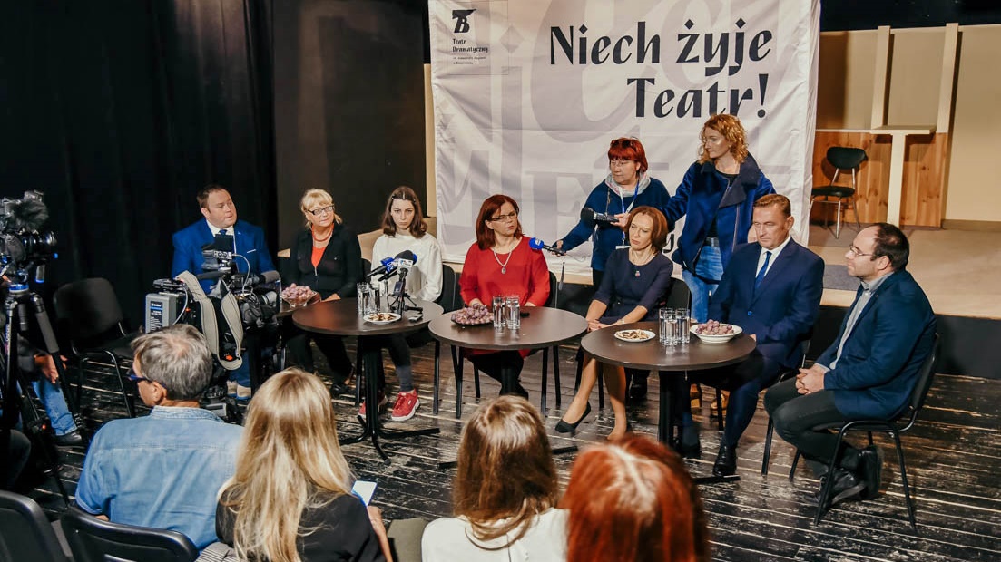 Niepodległościowy spektakl z udziałem niewidomych w Teatrze Dramatycznym