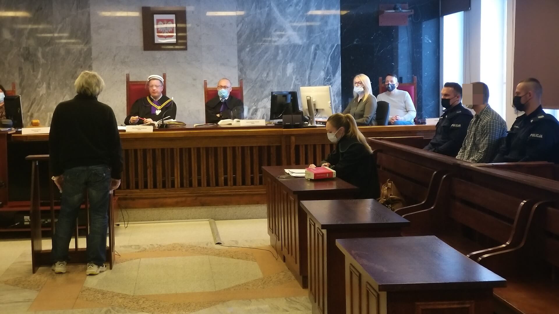 Rozpoczął się proces nożownika, który w Augustowie zaatakował mężczyznę