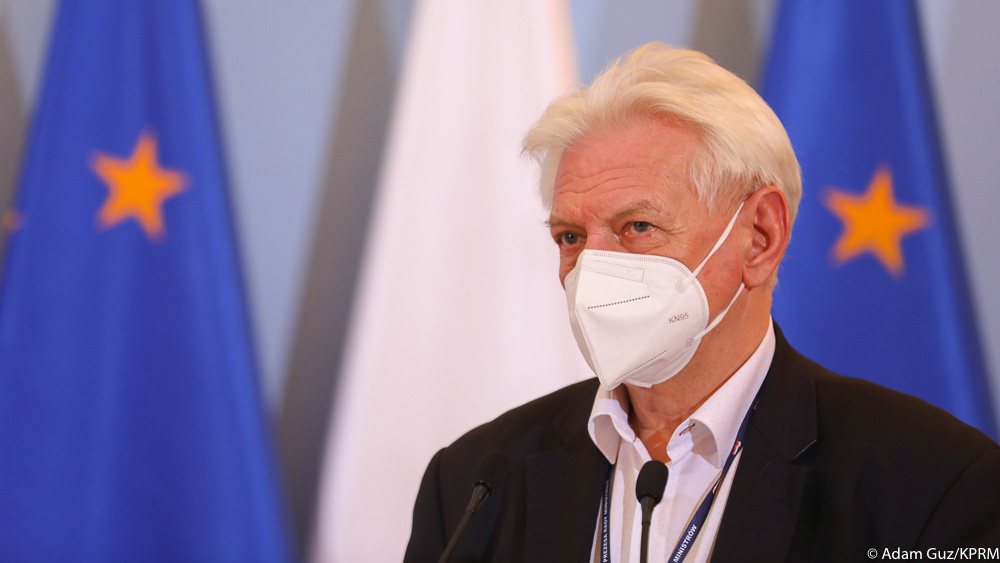 Prof. Horban: dziennie około 100 tys. ludzi zakaża się SARS-CoV-2