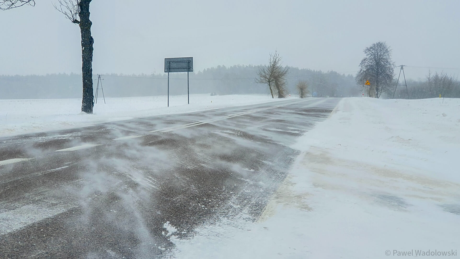 Synoptycy ostrzegają przed śnieżycami i silnym mrozem