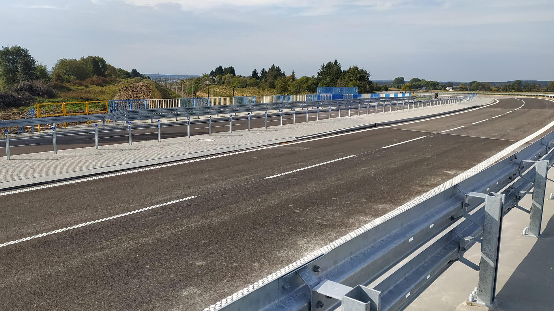 Oddano do użytku wiadukt w Uhowie na drodze Białystok-Łapy