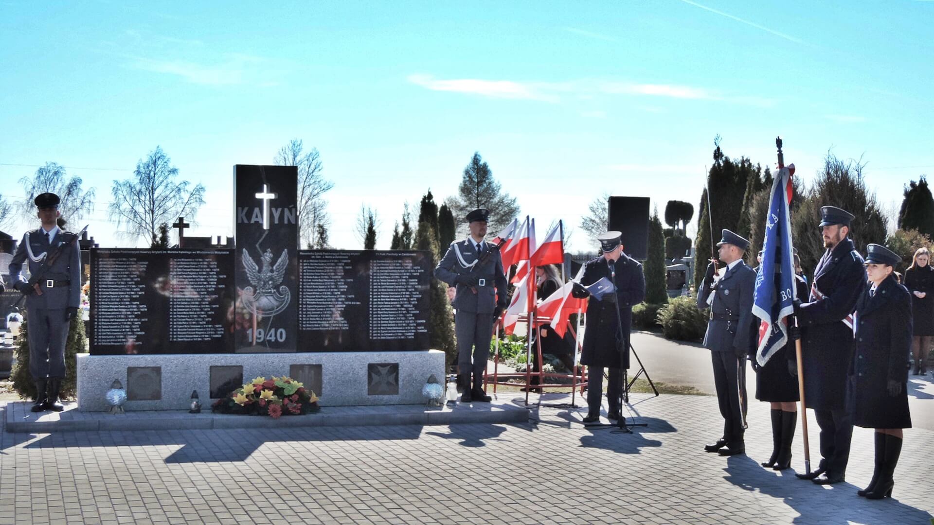 Mieszkańcy Zambrowa i okolic uczcili pamięć ofiar zbrodni katyńskiej