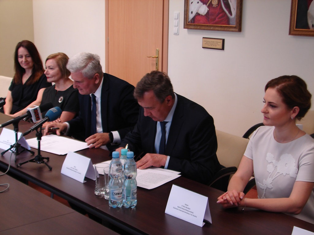 Łomżyńska uczelnia rozpoczyna współpracę z Charkowskim Uniwersytetem Narodowym