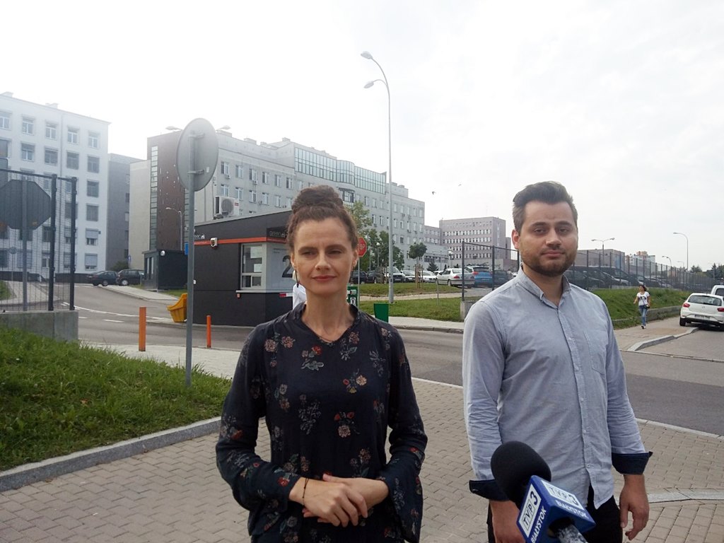Działacze partii Razem - w placówkach medycznych w Podlaskiem brakuje specjalistów ds. praw pacjenta