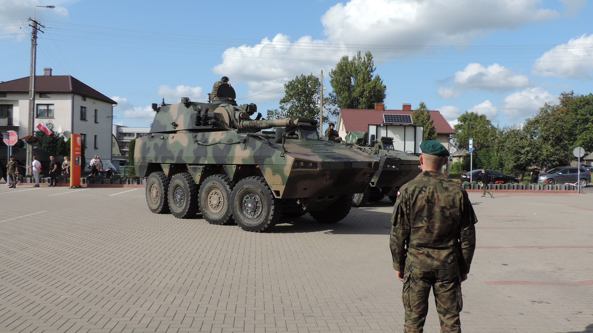 Piknik militarny "Walczymy dla Michasia" w Nowych Piekutach