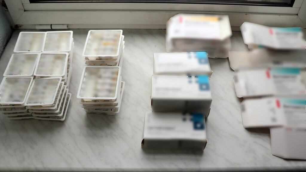 Nielegalne towary częściej rozprowadzane w przesyłkach kurierskich - to efekt zamknięcia granic