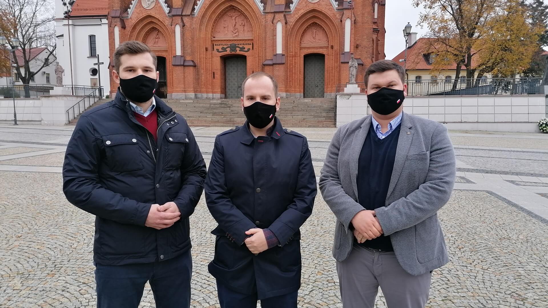 Adam Andruszkiewicz: Apeluję, by w dobie pandemii zrezygnować z masowych zgromadzeń