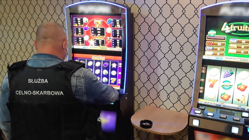 KAS zlikwidowała nielegalny salon gier w Wysokiem Mazowieckiem