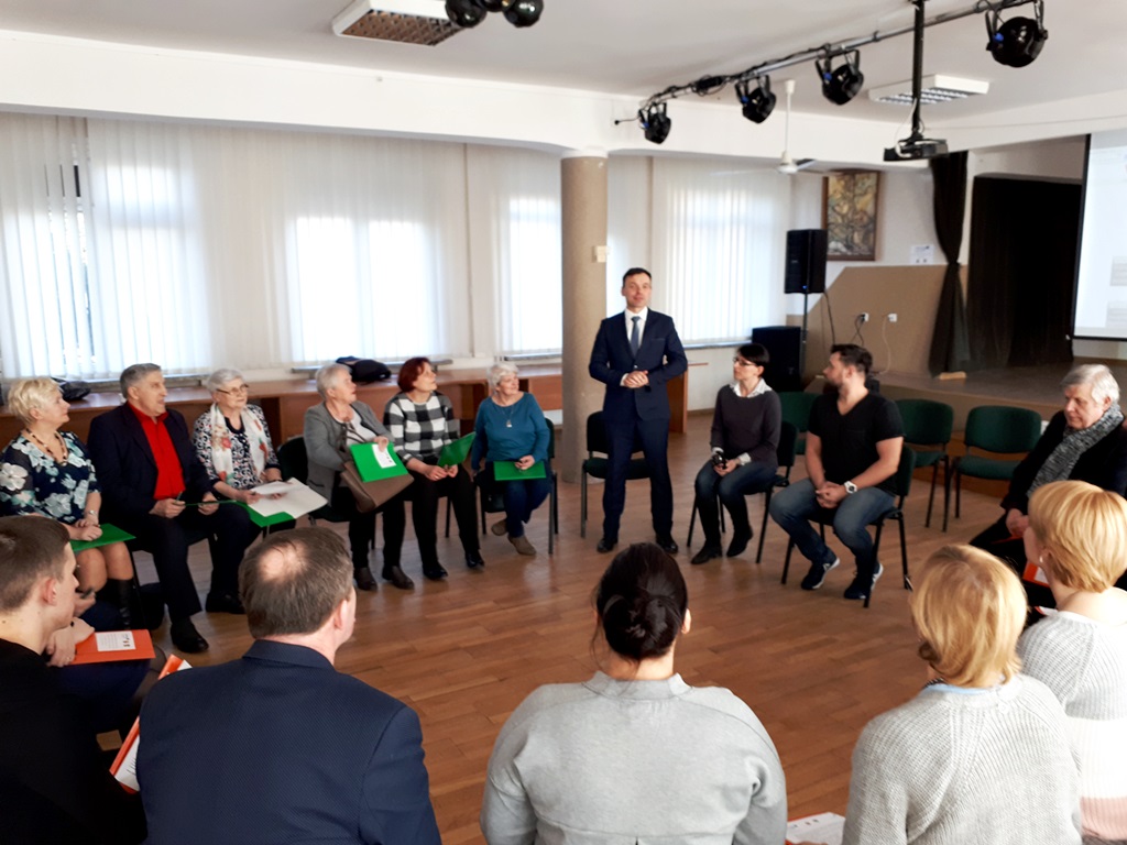 Warsztaty teatralne dla seniorów w Korycinie