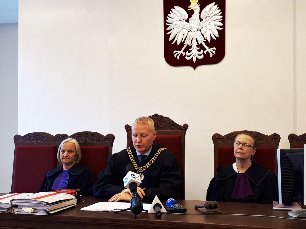 Jest wyrok w głośnej sprawie księdza oskarżonego o zgwałcenie nastolatki