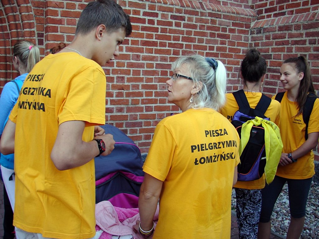 Pielgrzymi z Łomży i Drohiczyna wyruszyli na Jasną Górę