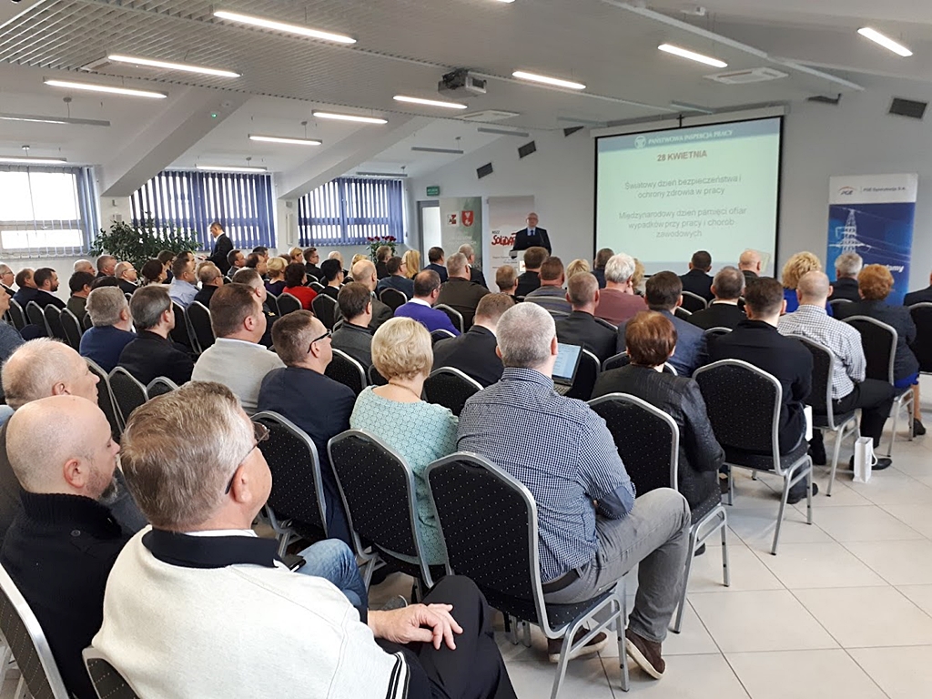 Dzień bezpieczeństwa i ochrony zdrowia w pracy - w Białymstoku dyskutowano o zagrożeniach w miejscu zatrudnienia