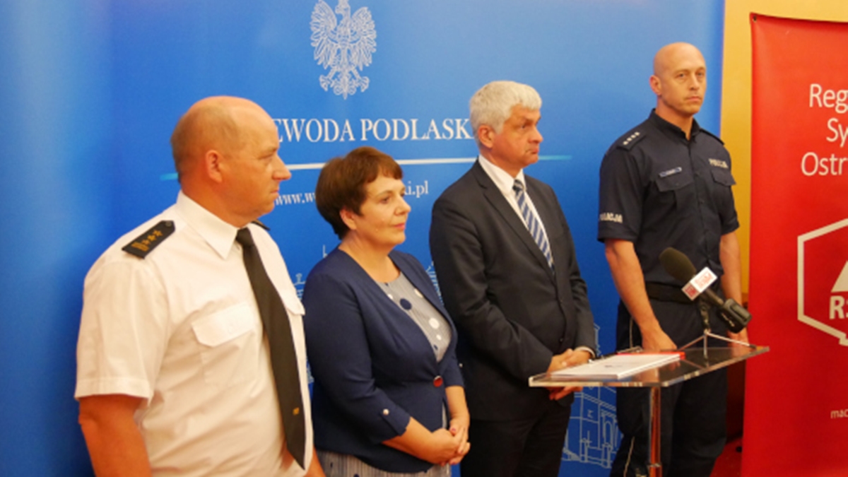 "Bezpieczne wakacje" - apel wojewody, kuratorium i służb o ostrożność