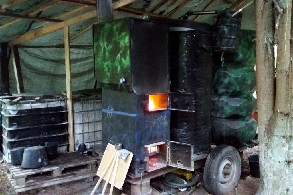 Zlikwidowano nielegalną bimbrownię w okolicach Gródka