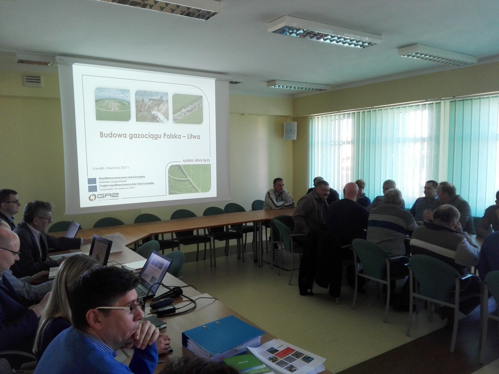 Rolnicy z gminy Raczki domagają się odszkodowań w związku z budową gazociągu Polska - Litwa