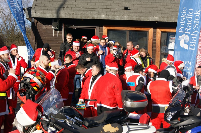 MotoMikołaje odwiedzili domy dziecka w Białymstoku i Supraślu [zdjęcia]