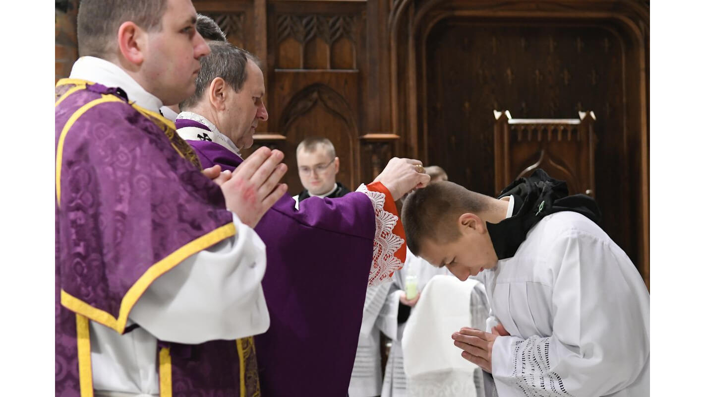 Środa Popielcowa rozpoczyna Wielki Post w Kościele katolickim
