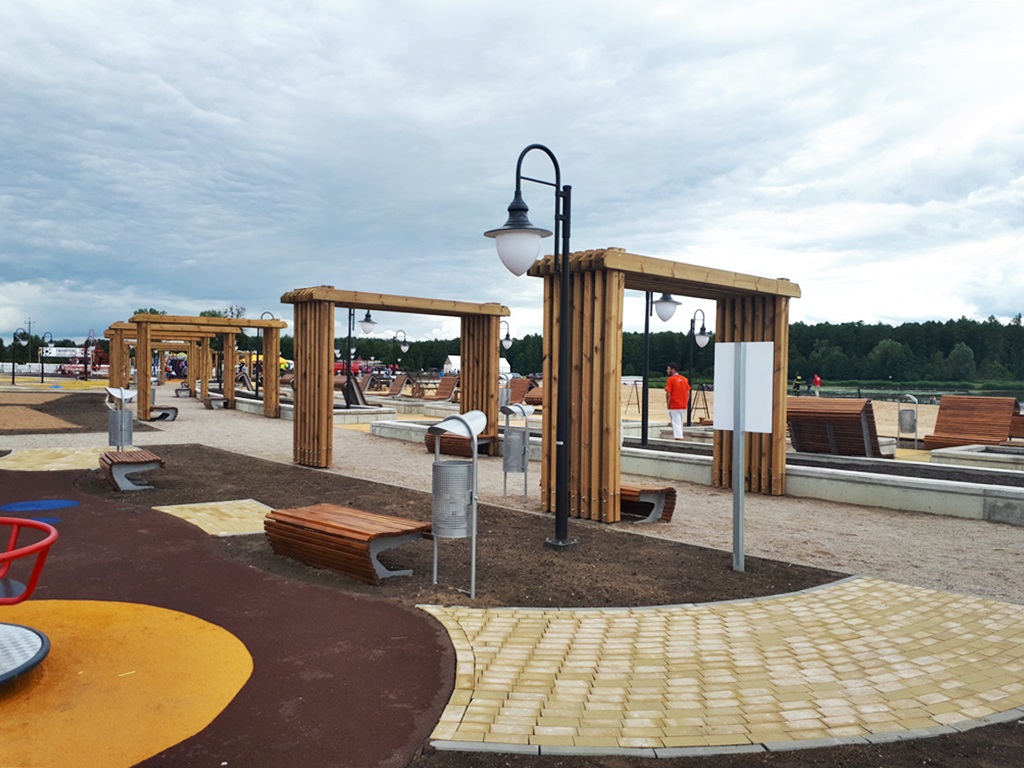 Zmieniło się otoczenie zalewu w Korycinie