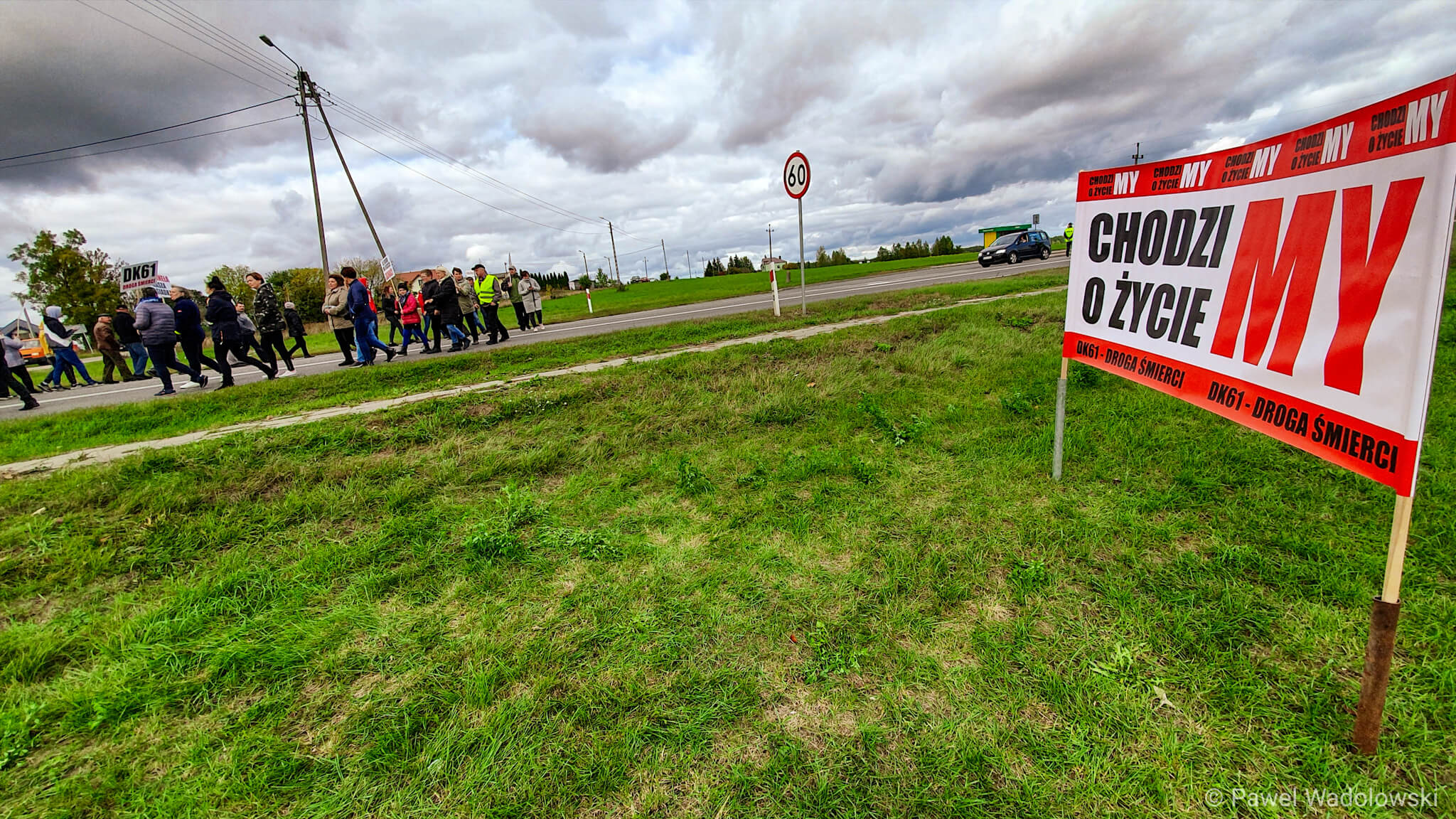 Mieszkańcy m. Chojny Młode blokowali dk nr 61 - chcą jej przebudowy