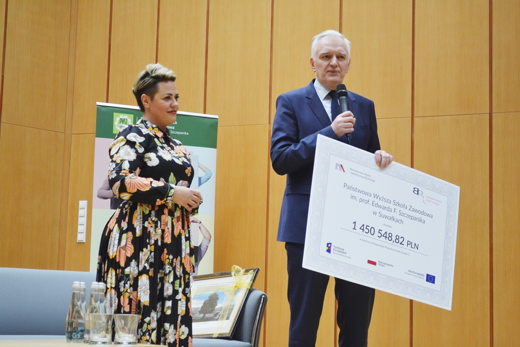 Jarosław Gowin zapowiedział w Suwałkach rozwój uczelni zawodowych