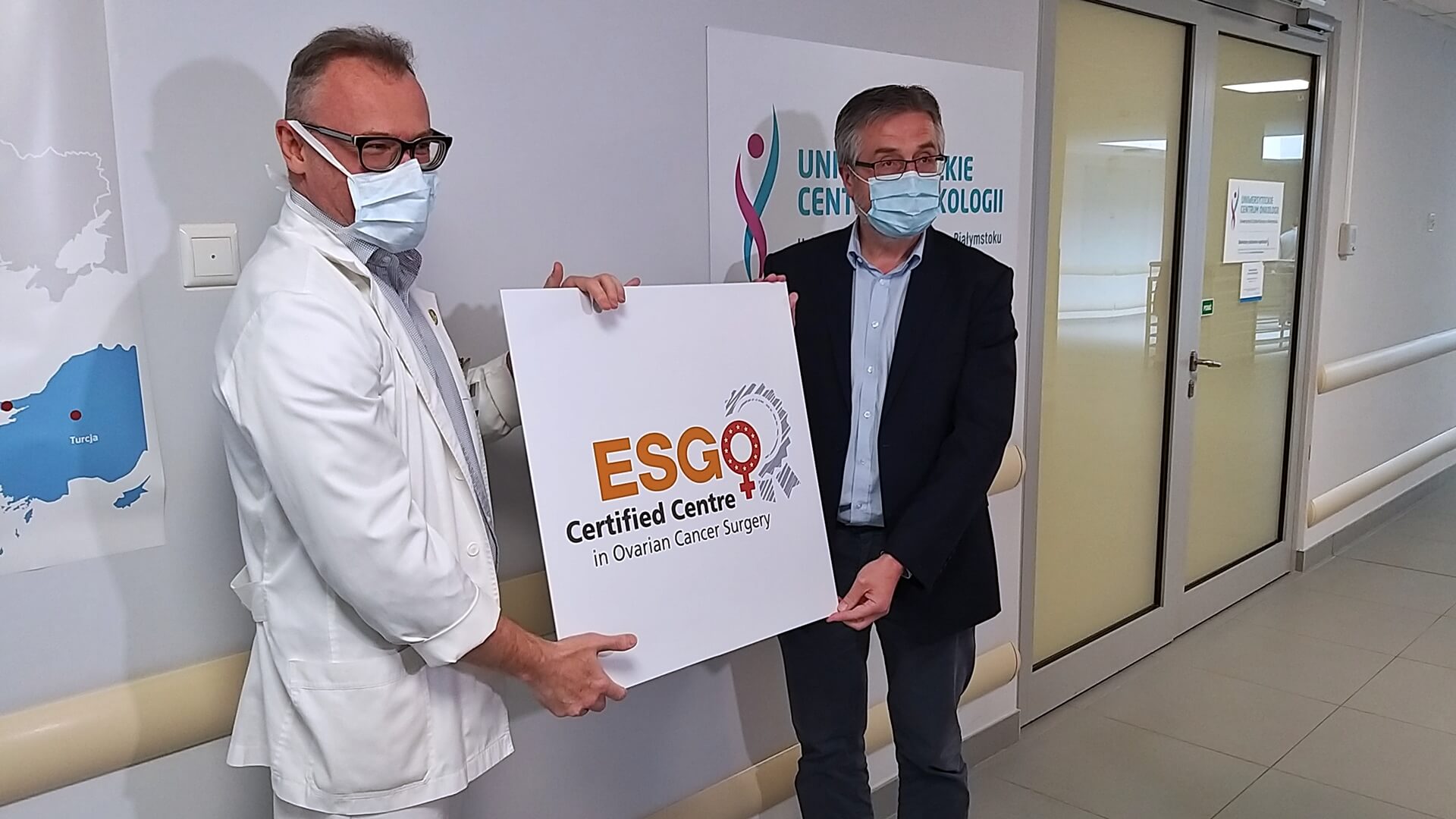 Uniwersyteckie Centrum Onkologii w Białymstoku dostało europejski certyfikat w leczeniu raka jajnika