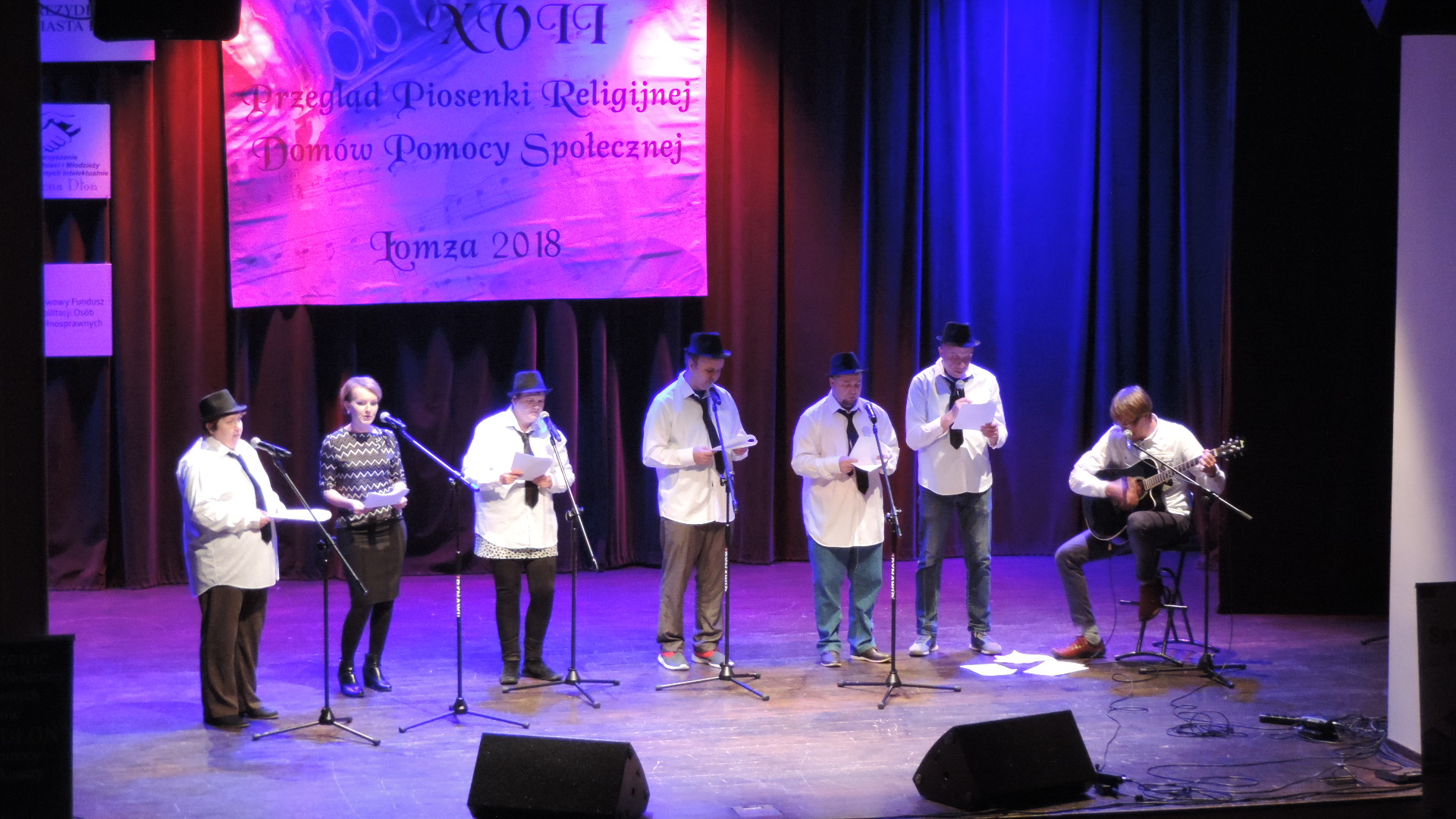 W Łomży rozbrzmiewały piosenki religijne