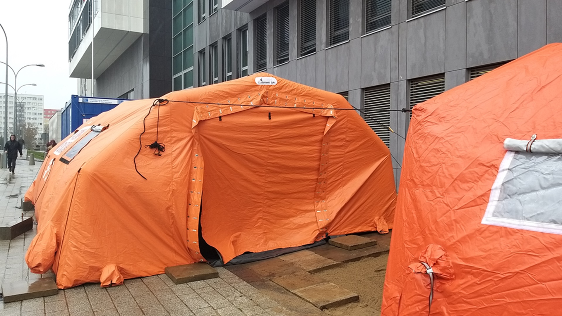 Wstępna klasyfikacja pacjentów - przed USK uruchomiono specjalny kontener