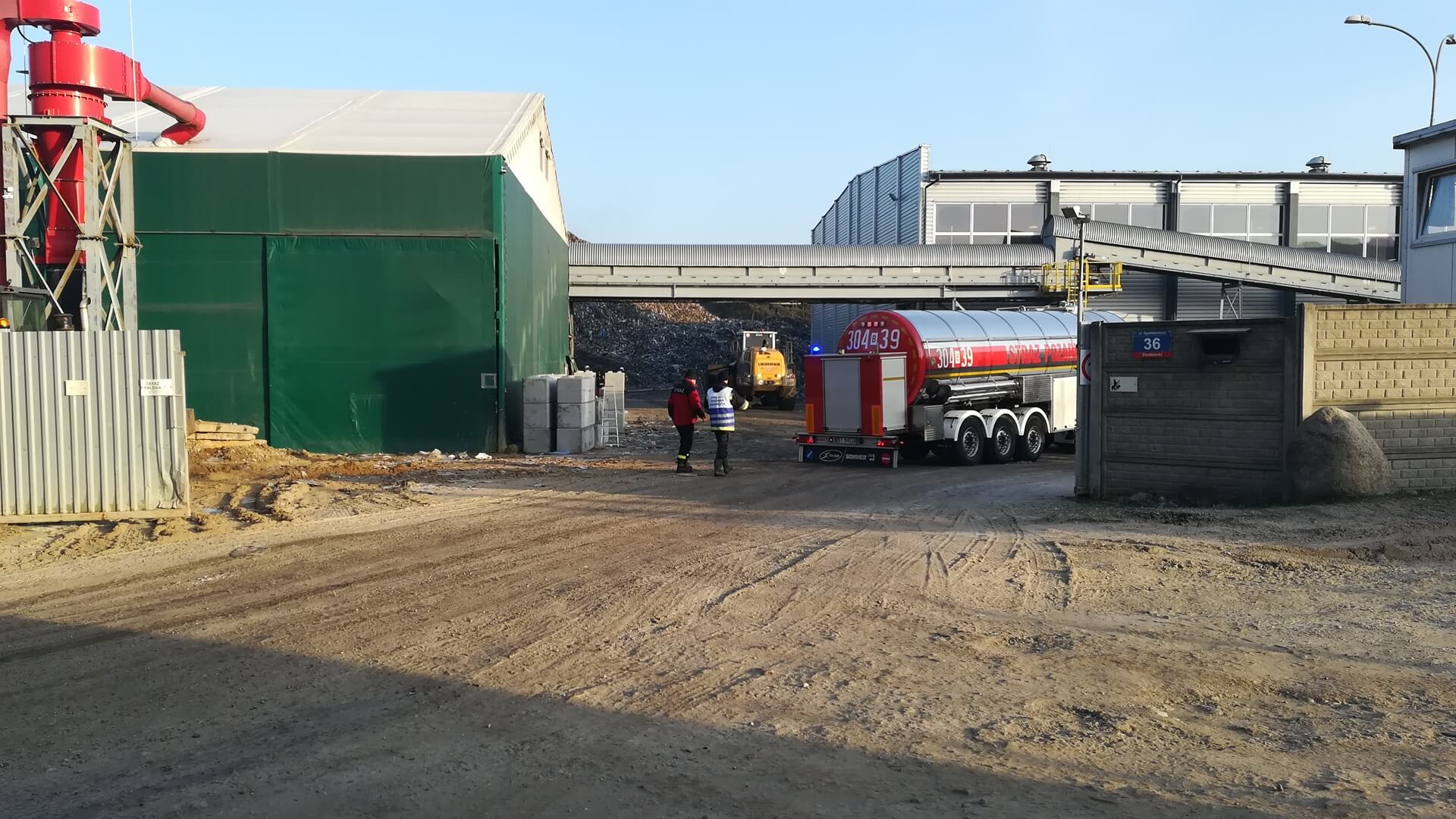 Kolejny pożar śmieci w sortowni odpadów w Studziankach