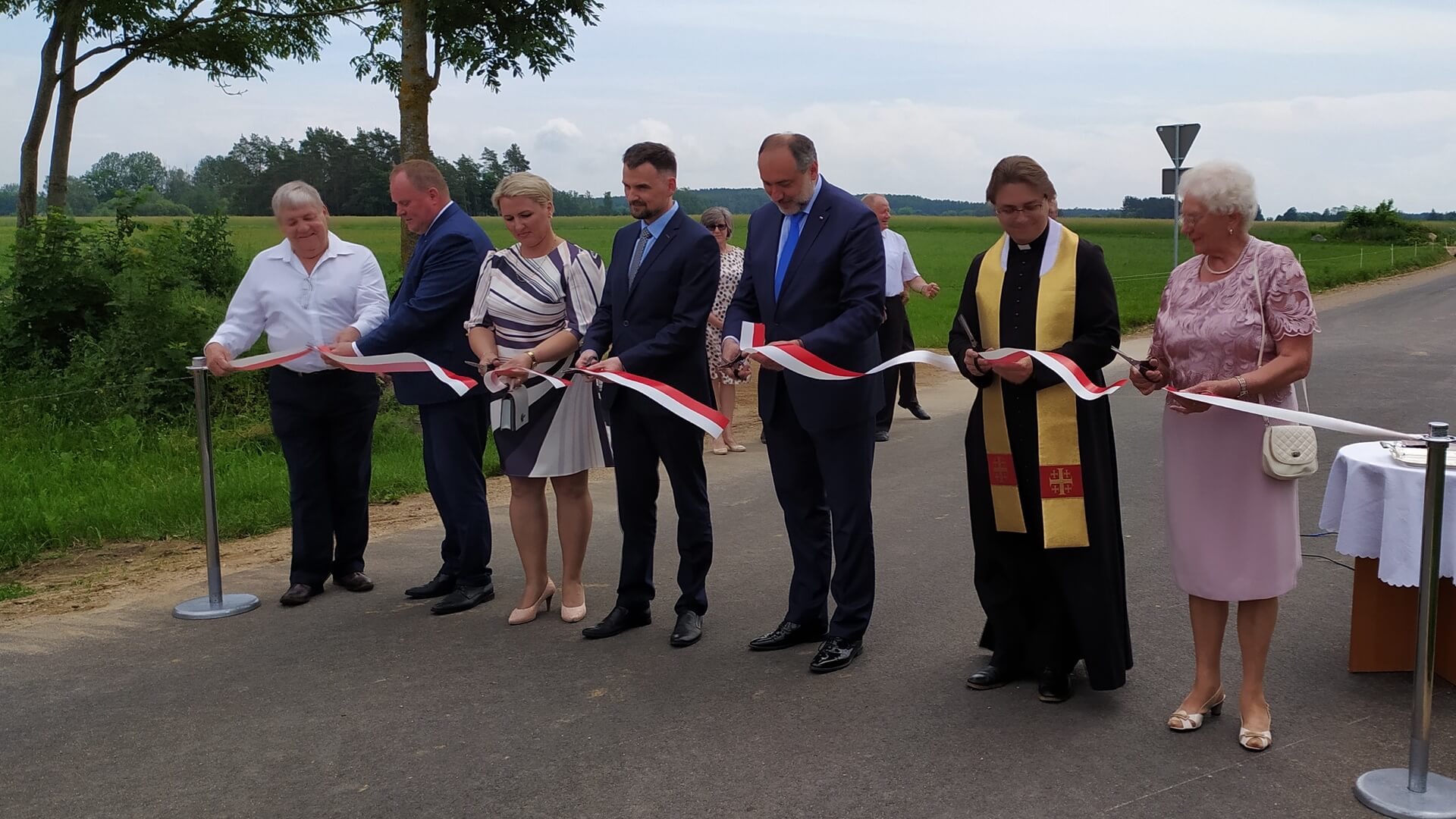 Oficjalnie oddano do użytku odcinek drogi prowadzący do miejscowości Grodzisk w gminie Suchowola