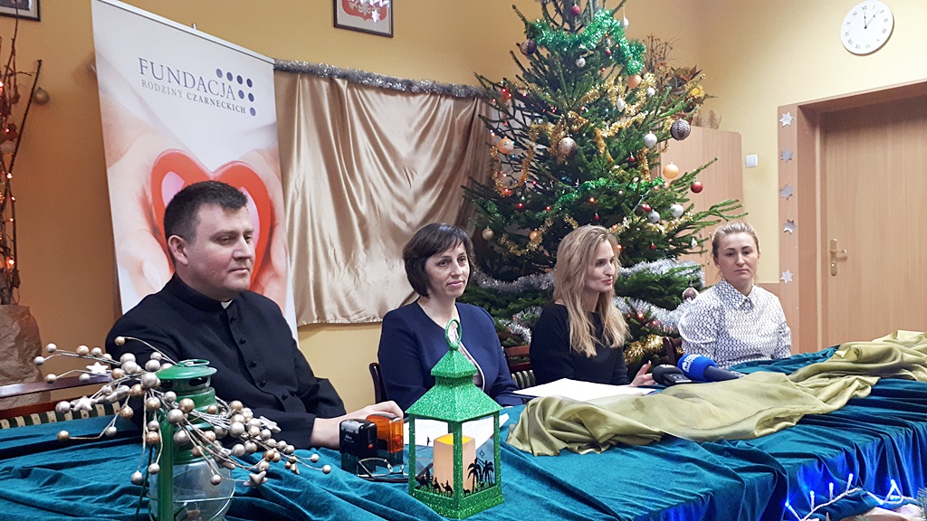 250 kg ryby po grecku i 150 kg kutii - w Białymstoku wigilia dla ubogich i bezdomnych