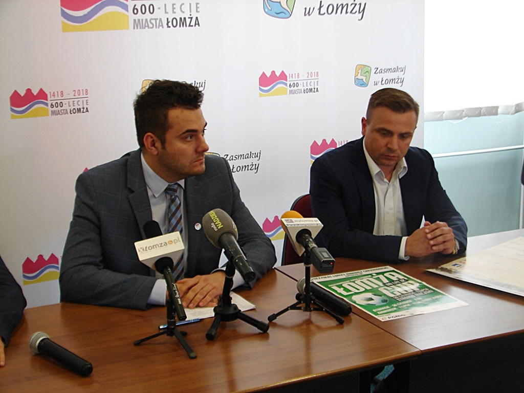 Spotkania, koncerty, kabarety - rozpoczynają się "Łomżyńskie wakacje"