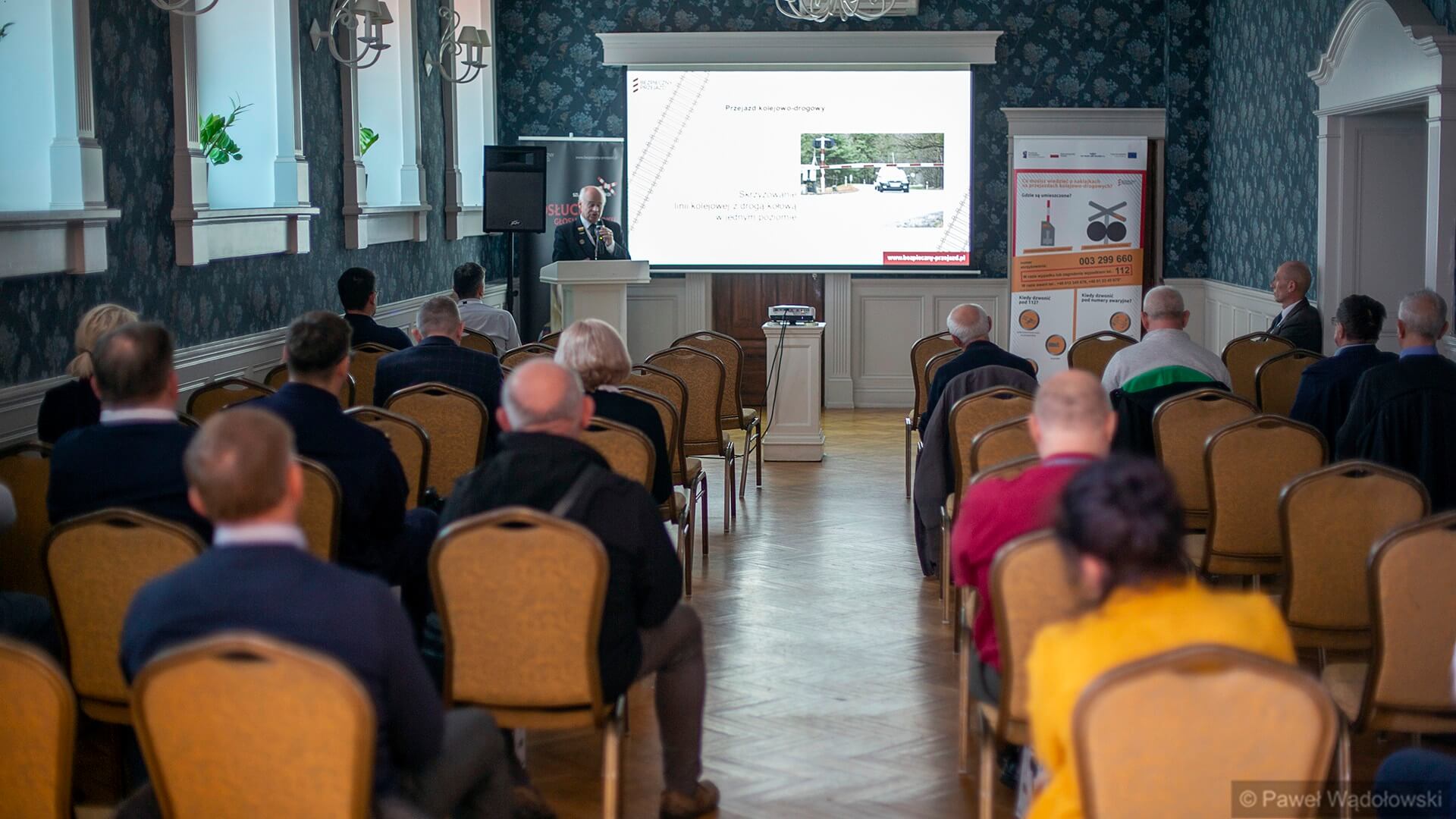 Pracownicy PKP PLK zorganizowali szkolenie dla instruktorów nauki jazdy