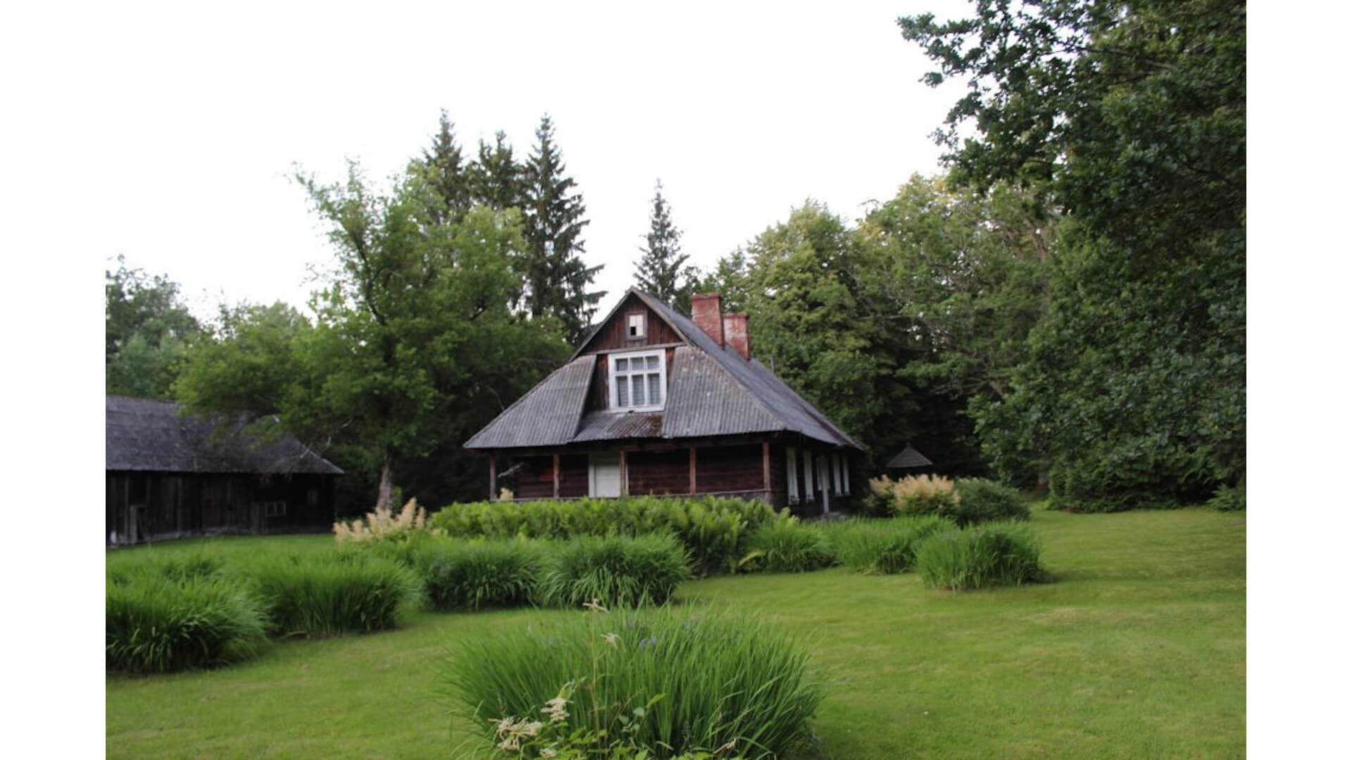 Osada Dziedzinka - leśniczówka prof. Simony Kossak może trafić do rejestru zabytków