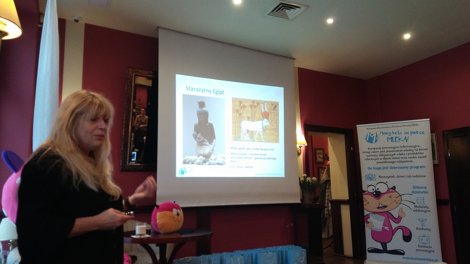 Specjaliści przypominali w Białymstoku, że mleko jest ważnym elementem codziennej diety