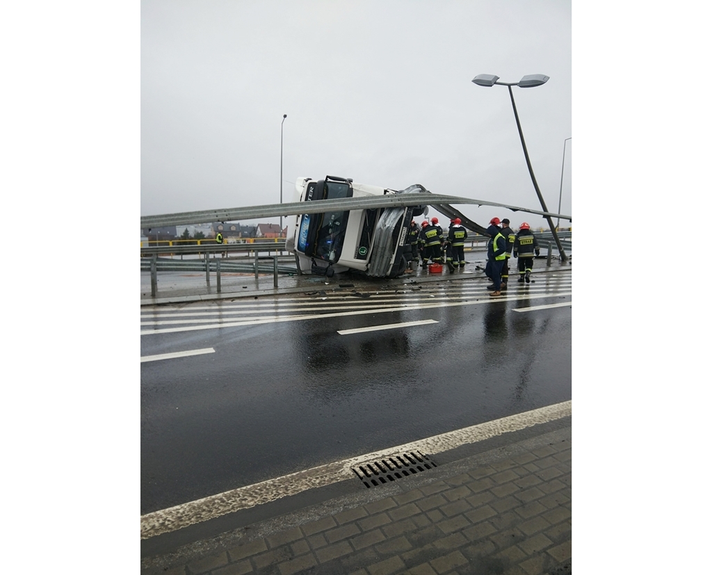 Wypadek na obwodnicy Białegostoku - droga zablokowana