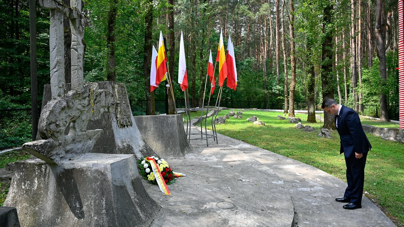 Władze Białegostoku oddały hołd ofiarom hitlerowców