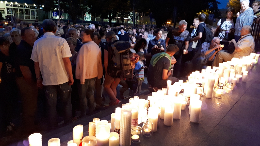 Czy potrzebne są zmiany w sądach? Felieton Tomasza Kubaszewskiego