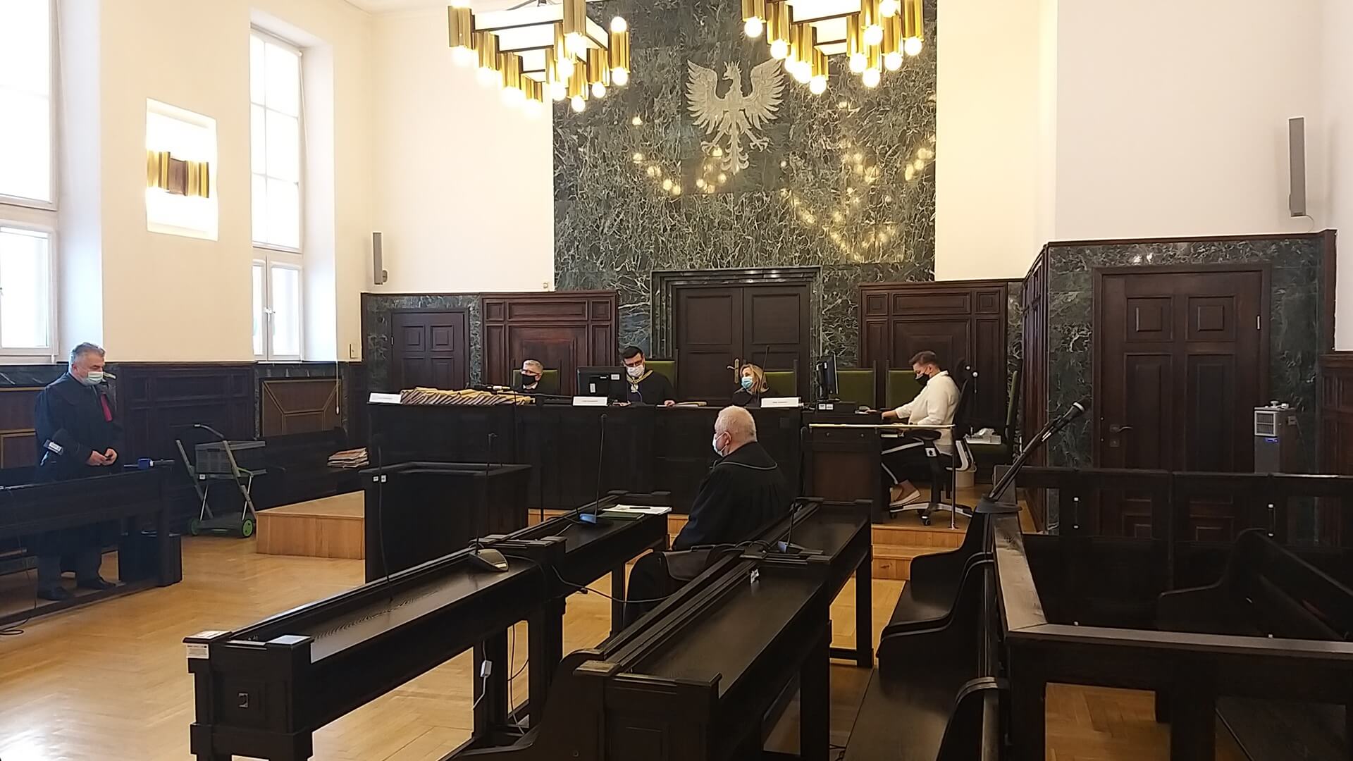 Księgowa, która przez prawie 2 lata okradała swego pracodawcę ma iść do więzienia - orzekł białostocki sąd