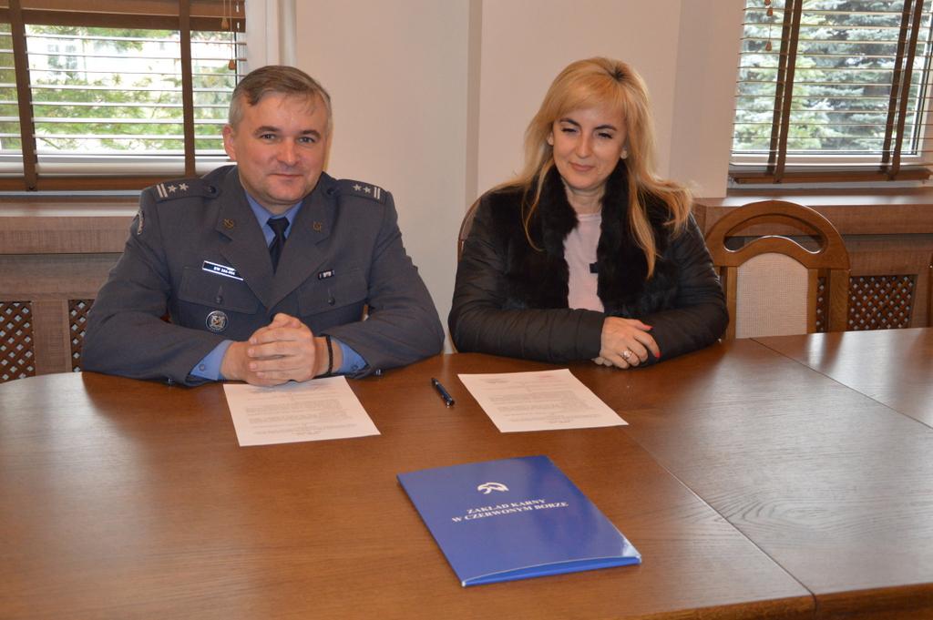 100 więźniów będzie pracowało przy produkcji mebli w Czerwonym Borze