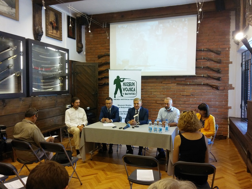 Czołgi i wybuchy w centrum miasta – rekonstrukcja największej bitwy w dziejach Białegostoku