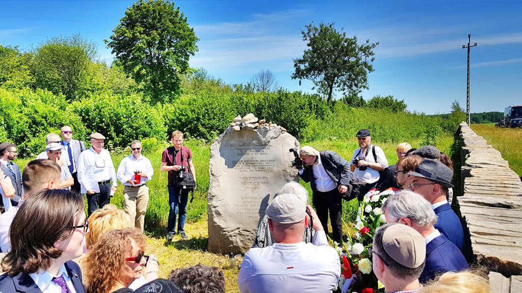 Uroczyste obchody 76. rocznicy pogromu Żydów w Jedwabnem
