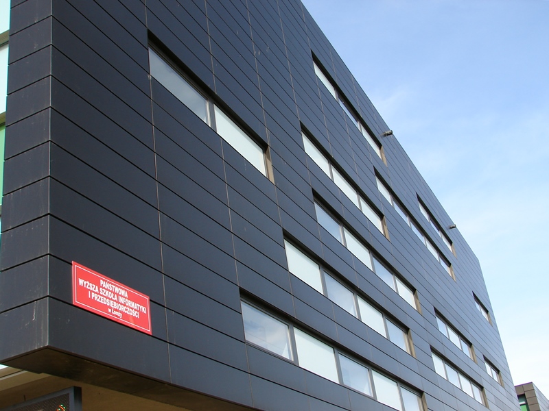 Trwają przygotowania do przekształcenia PWSIiP w Akademię Łomżyńską