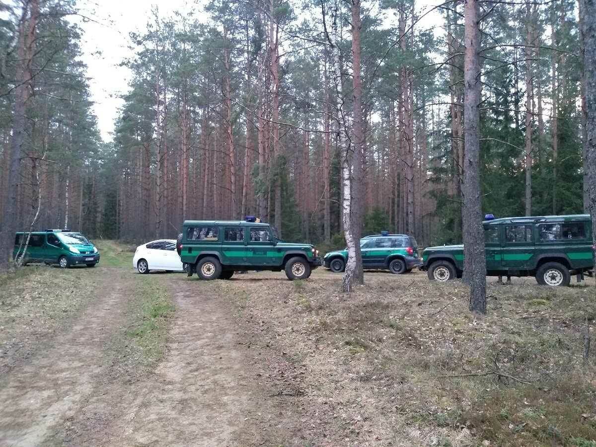 Zatrzymano grupę nielegalnych imigrantów i organizatorów ich przerzutu