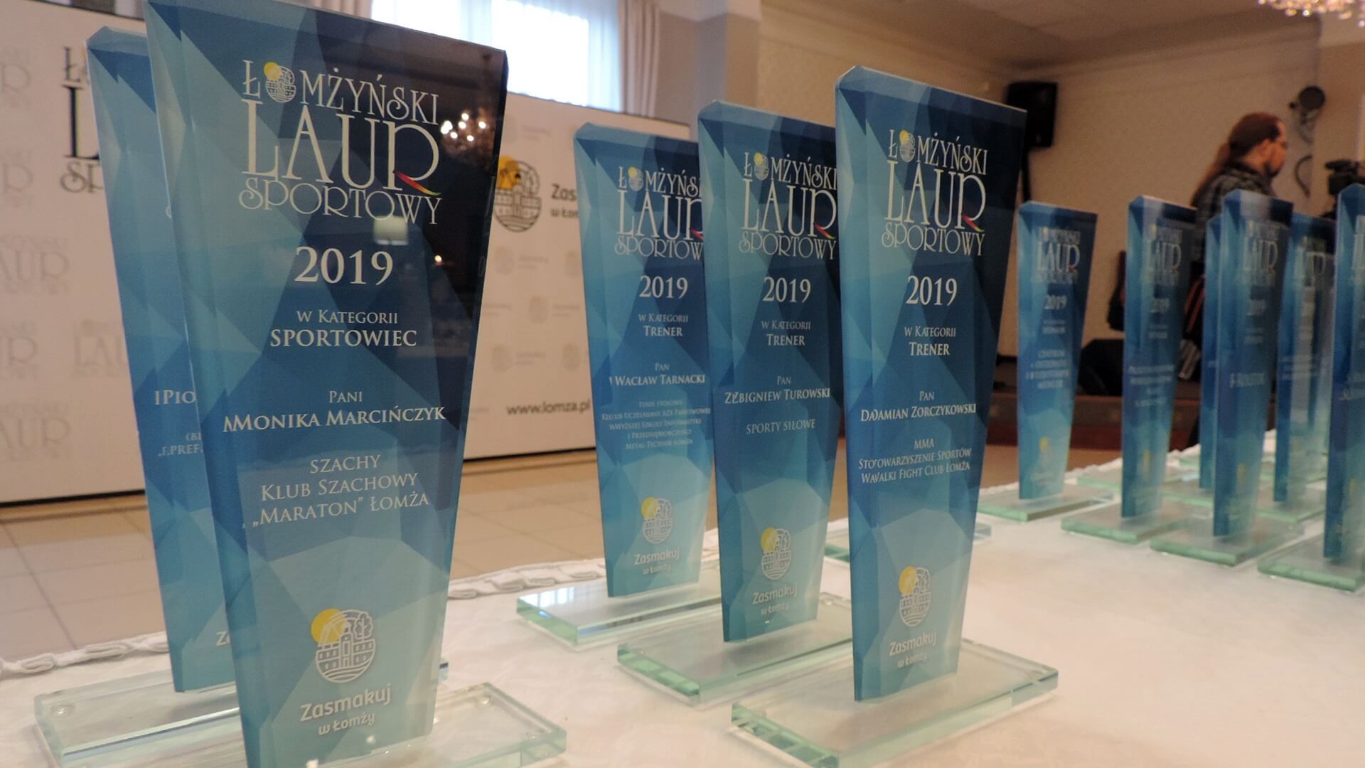 Prezydent Łomży wręczył Łomżyńskie Laury Sportowe 2019 [zdjęcia]