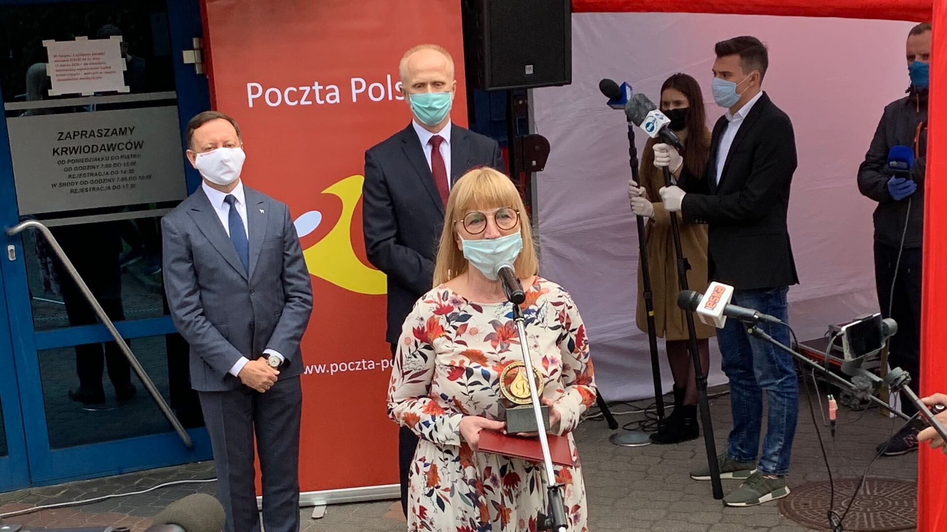 Poczta Polska wspiera białostockie centrum krwiodawstwa w walce z koronawirusem